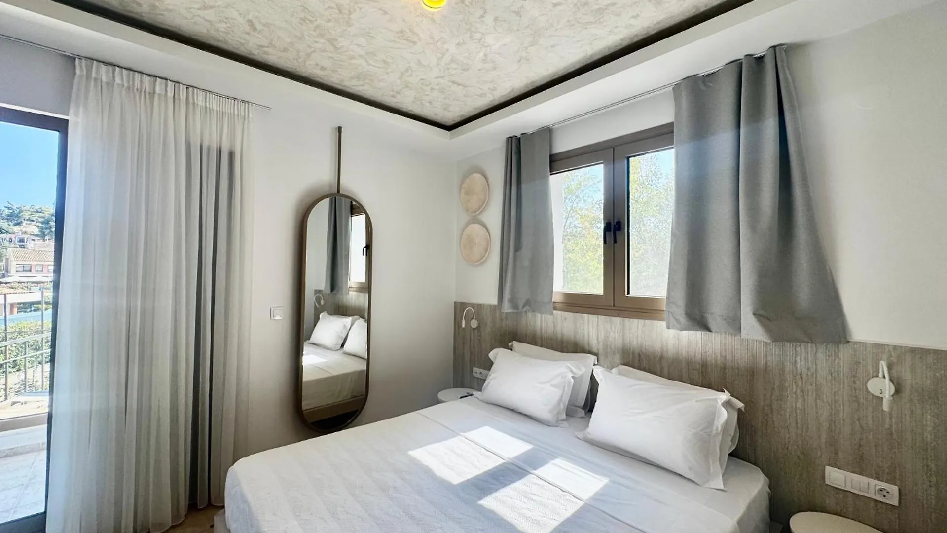 Nusa Suites & Villas Pefkochori