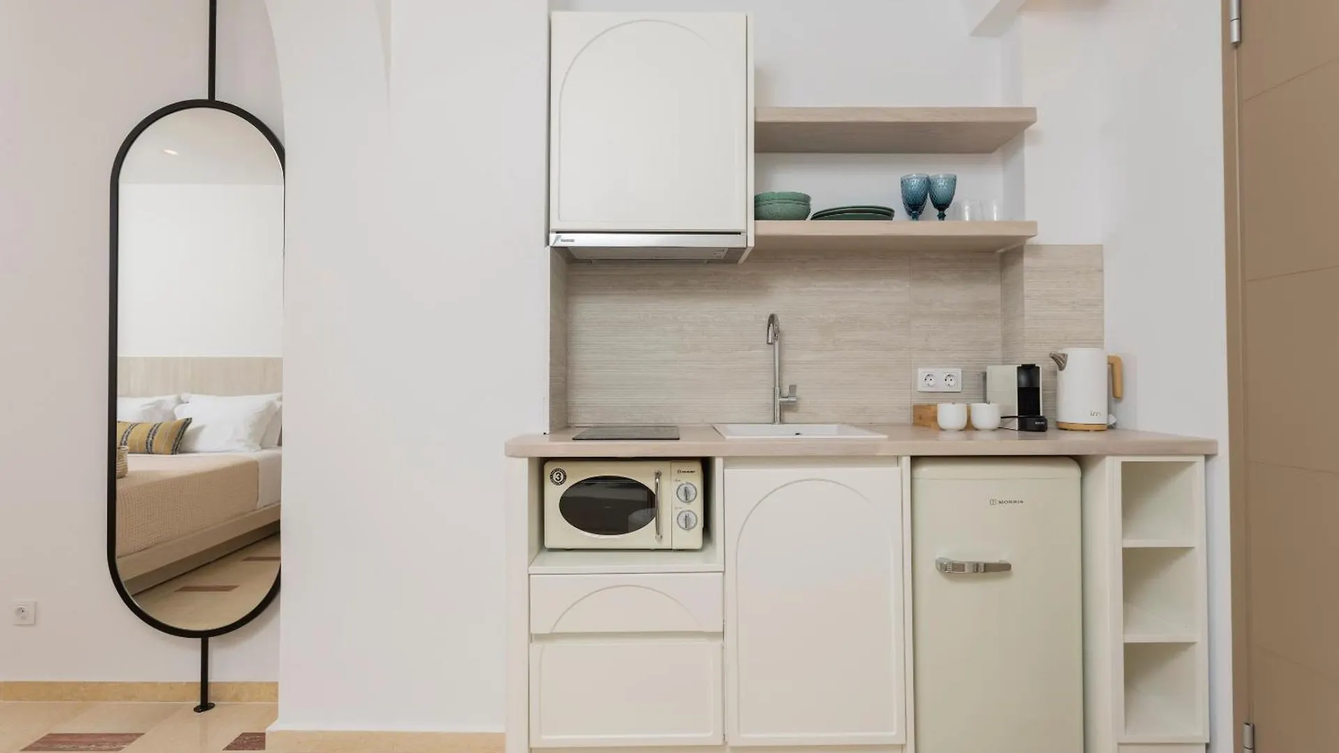 Nusa Suites & Villas Pefkochori Aparthotel