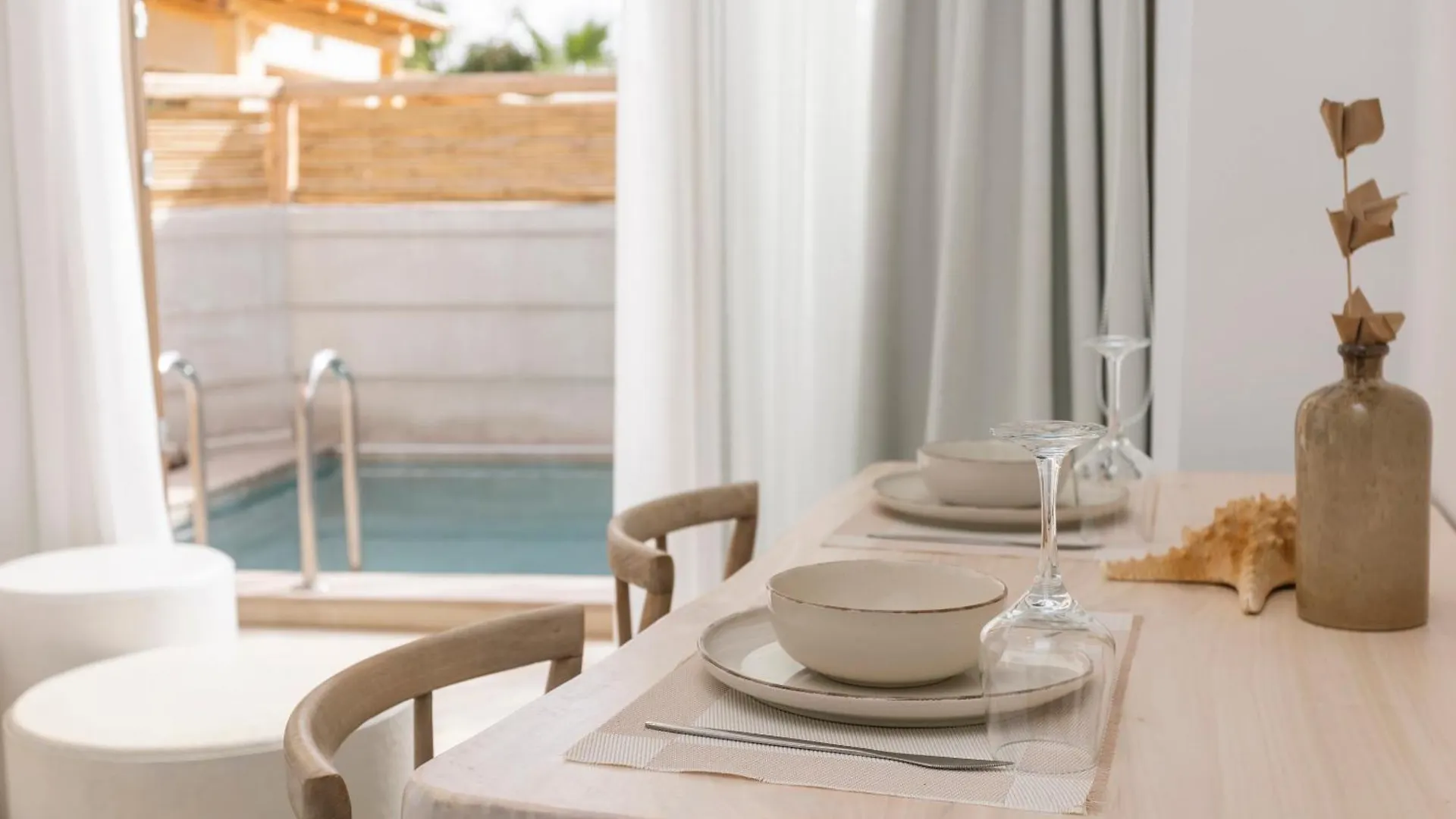 Aparthotel Nusa Suites & Villas Pefkochori Greece