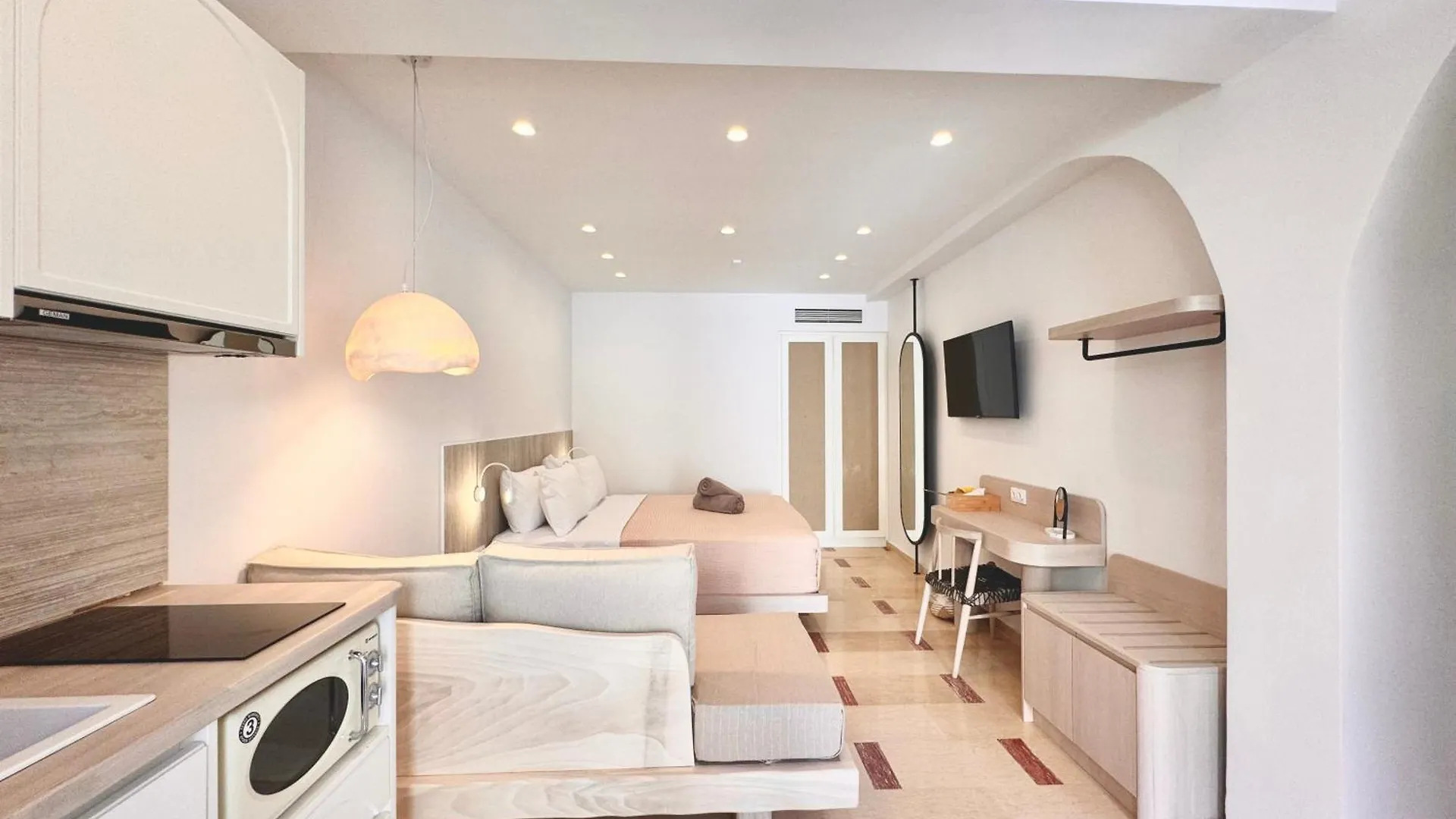 Nusa Suites & Villas Pefkochori Greece