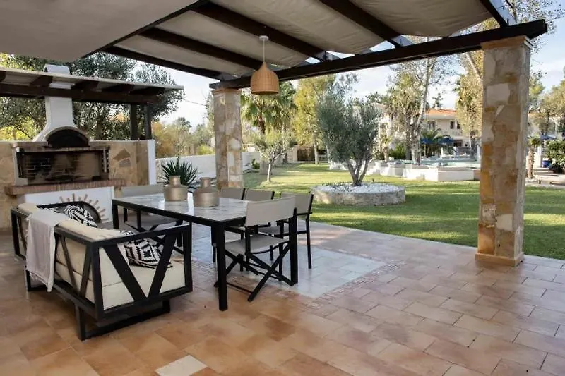 Nusa Suites & Villas Pefkochori