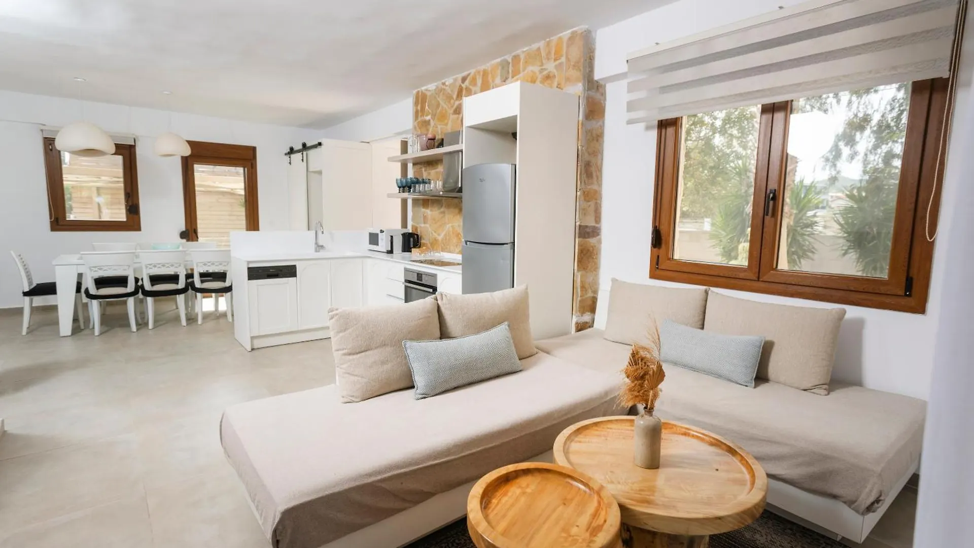 Nusa Suites & Villas Pefkochori Greece