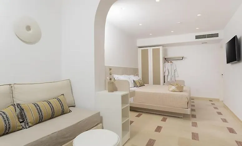 Nusa Suites & Villas Pefkochori Aparthotel