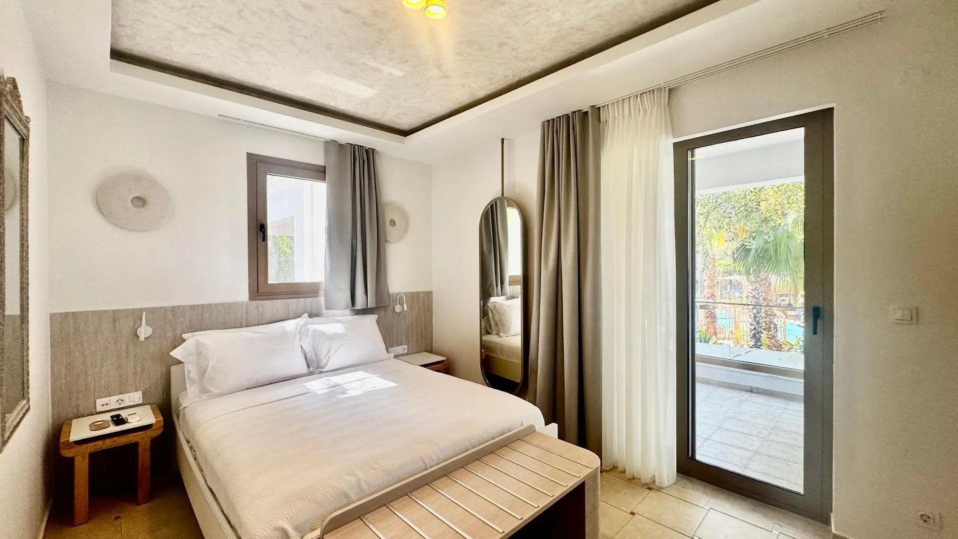 Nusa Suites & Villas Pefkochori Grecja