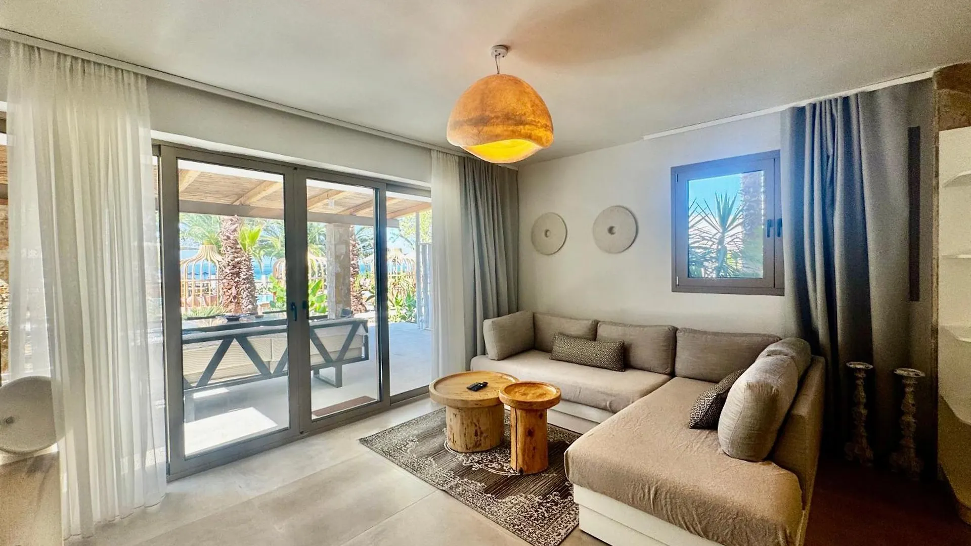 Hotel apartamentowy Nusa Suites & Villas Pefkochori