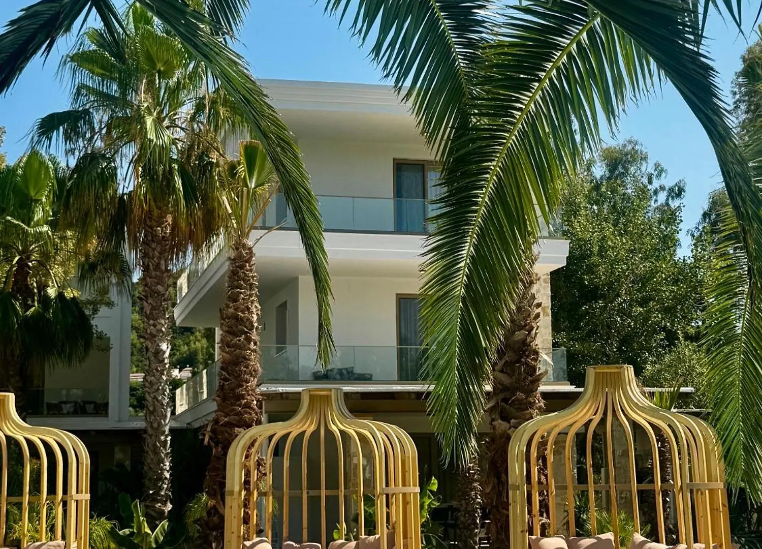 Nusa Suites & Villas Pefkochori Hotel apartamentowy